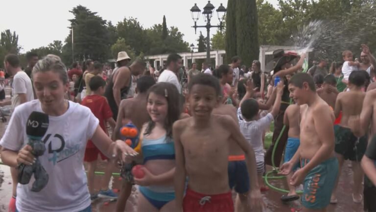 Sumergidos-en-las-Festividades-Acuaticas-de-Mostoles.jpg