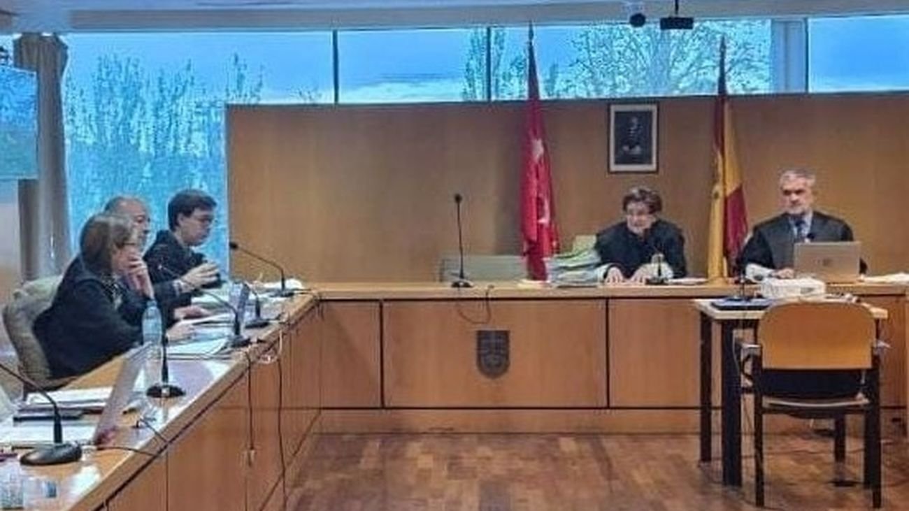 Juicio al acusado de matar a su mujer en Móstoles en presencia del hijo de ambos, en mayo de 2023