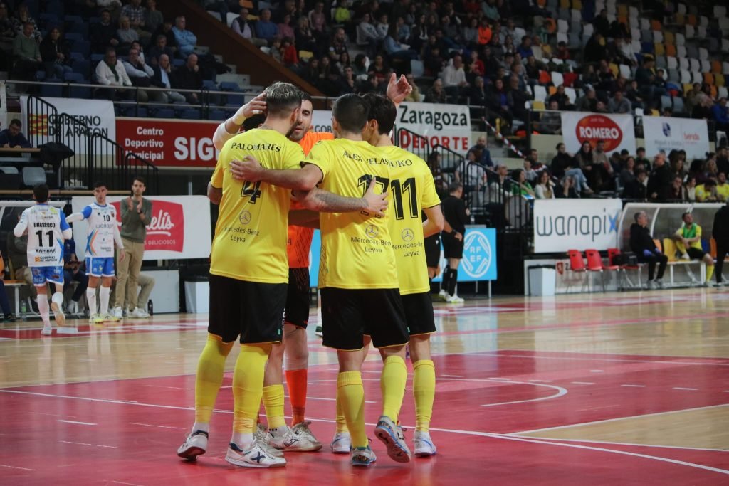 SIETE MINUTOS MALOS NOS CONDENAN EN ZARAGOZA – F.S. Móstoles