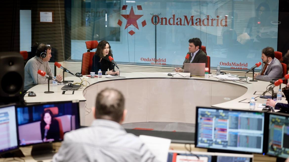 La presidenta Isabel Díaz Ayuso durante su visita