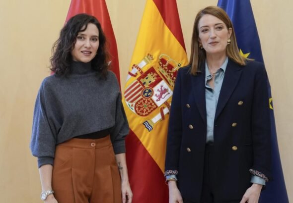 La presidenta Isabel Díaz Ayuso durante el encuentro