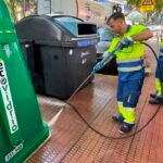 El Ayuntamiento de Móstoles intensifica la limpieza en el barrio de Estoril II para mejorar espacios públicos
