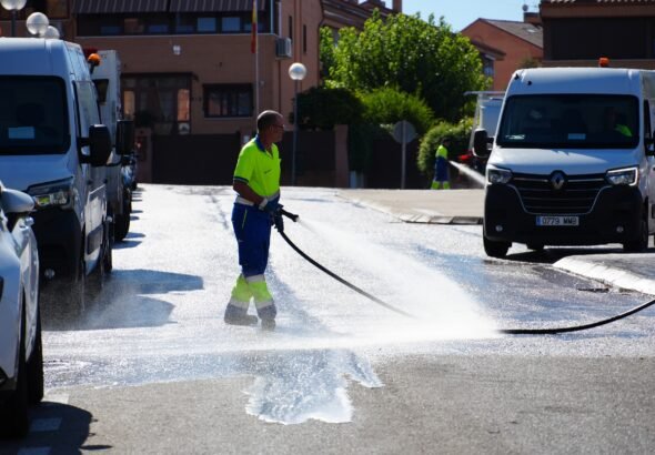 Móstoles refuerza la limpieza viaria con una inversión de 13,6 millones de euros