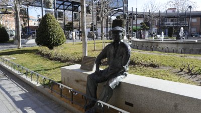 Móstoles impulsa el comercio local con la campaña Comercios Mágicos en la Plaza del Pradillo